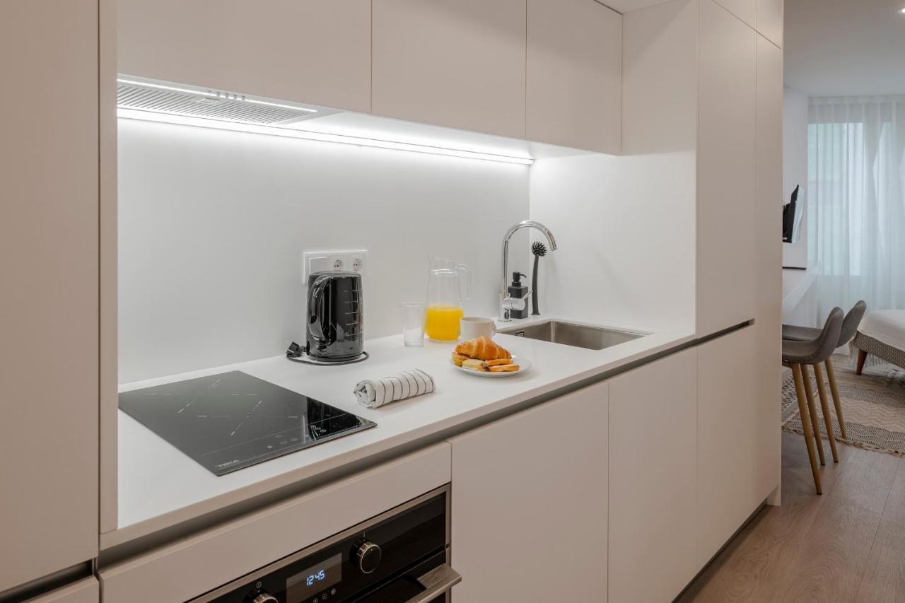 Cine Park Residences By An Island Apart Фуншал Екстериор снимка